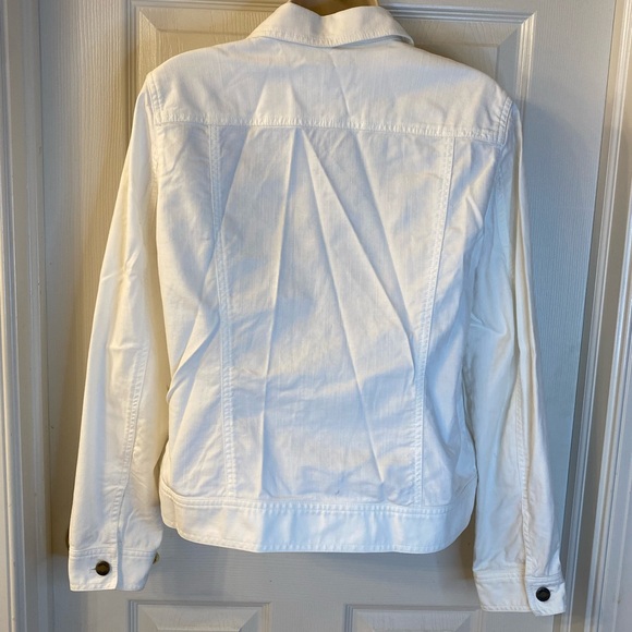 White jean jacket - Picture 4 of 5